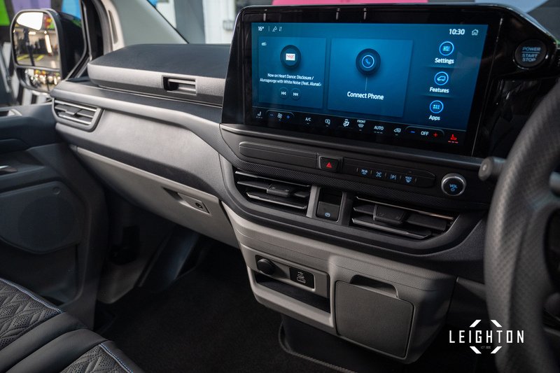 Ford Transit Custom 2.5 320 PHEV 232ps AUTO PANEL VAN L1 H1 - U5509