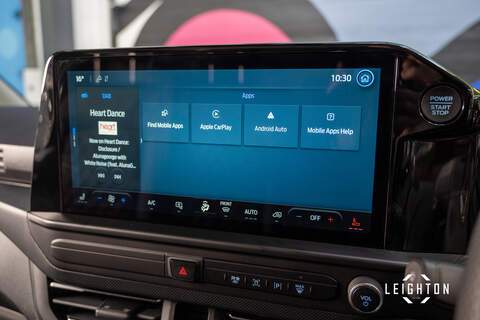 Ford Transit Custom 2.5 320 PHEV 232ps AUTO PANEL VAN L1 H1 - U5509