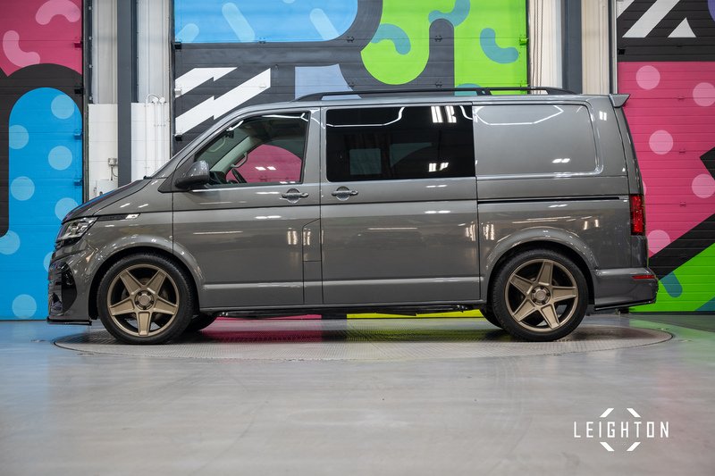 Volkswagen Transporter 2.0 T30 Diesel 204ps DSG Kombi SWB - U5456