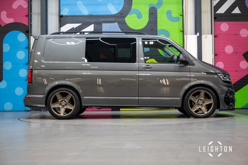 Volkswagen Transporter 2.0 T30 Diesel 204ps DSG Kombi SWB - U5456