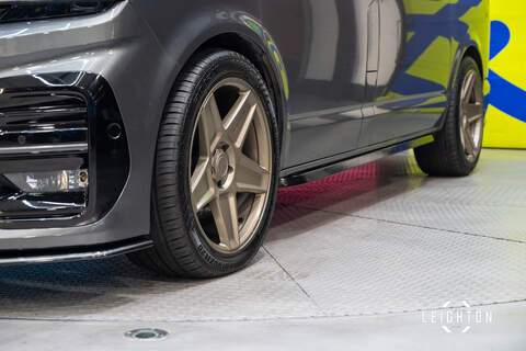 Volkswagen Transporter 2.0 T30 Diesel 204ps DSG Kombi SWB - U5456