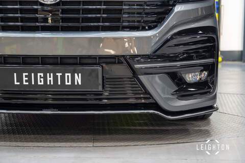 Volkswagen Transporter 2.0 T30 Diesel 204ps DSG Kombi SWB - U5456