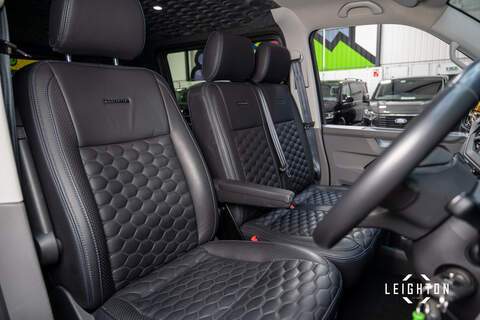 Volkswagen Transporter 2.0 T30 Diesel 204ps DSG Kombi SWB - U5456