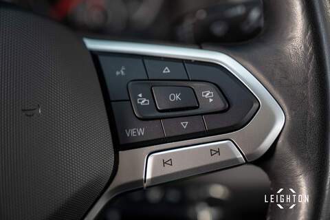 Volkswagen Transporter 2.0 T30 Diesel 204ps DSG Kombi SWB - U5456