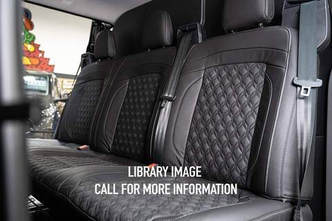 Ford Transit Custom 2.5 320 PHEV 232ps Auto Double Cab L1 - U5571