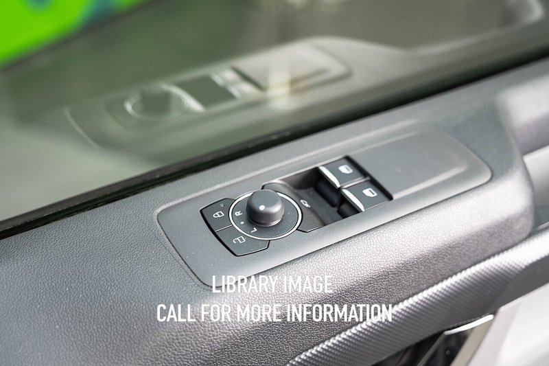 Ford Transit Custom 2.5 320 PHEV 232ps Auto Double Cab L1 - U5571