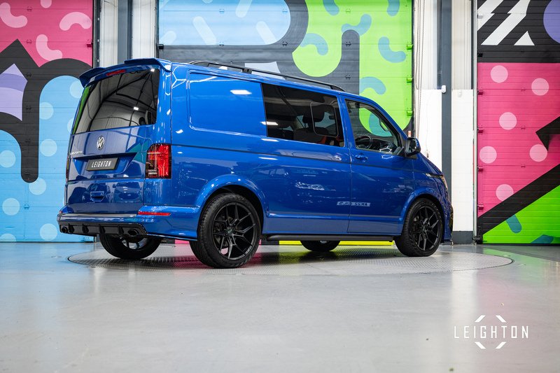 Volkswagen Transporter 2.0 T30 Diesel 150ps DSG Kombi Van SWB - U5231