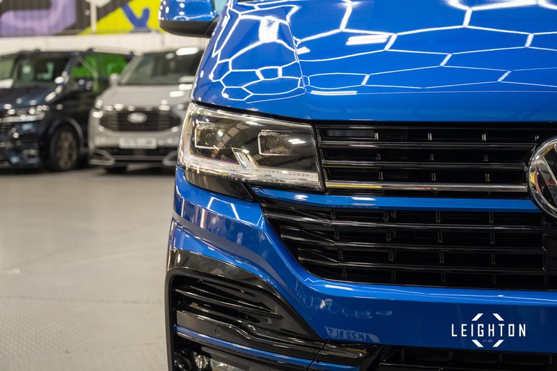 Volkswagen Transporter 2.0 T30 Diesel 150ps DSG Kombi Van SWB - U5231