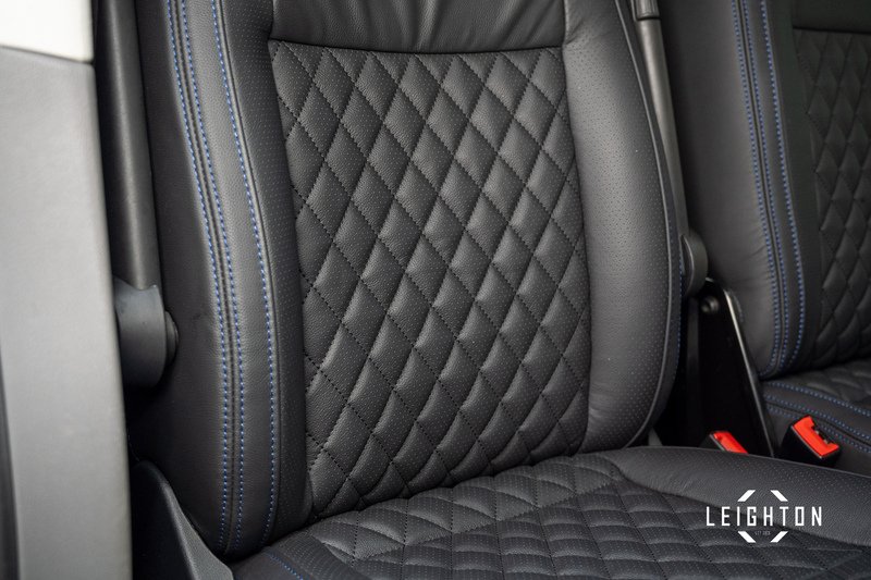 Volkswagen Transporter 2.0 T30 Diesel 150ps DSG Kombi Van SWB - U5231