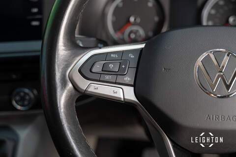 Volkswagen Transporter 2.0 T30 Diesel 150ps DSG Kombi Van SWB - U5231