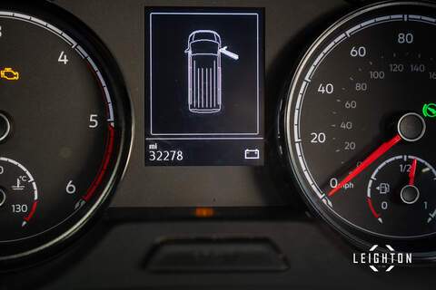 Volkswagen Transporter 2.0 T30 Diesel 150ps DSG Kombi Van SWB - U5231