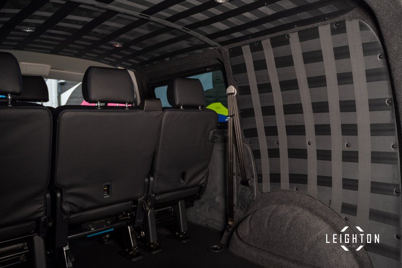 Volkswagen Transporter 2.0 T30 Diesel 150ps DSG Kombi Van SWB - U5231