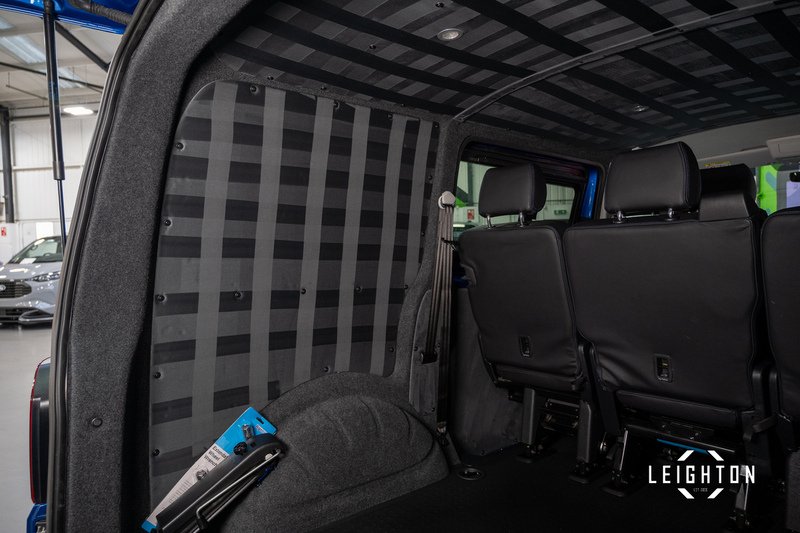 Volkswagen Transporter 2.0 T30 Diesel 150ps DSG Kombi Van SWB - U5231