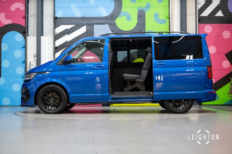 Volkswagen Transporter 2.0 T30 Diesel 150ps DSG Kombi Van SWB - U5245