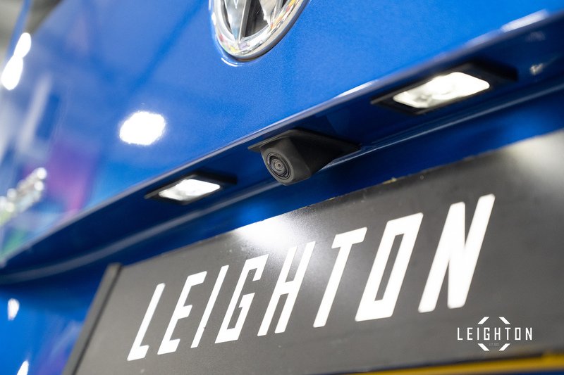 Volkswagen Transporter 2.0 T30 Diesel 150ps DSG Kombi Van SWB - U5245