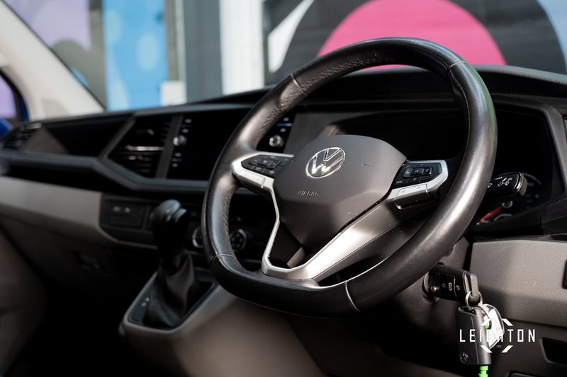 Volkswagen Transporter 2.0 T30 Diesel 150ps DSG Kombi Van SWB - U5245