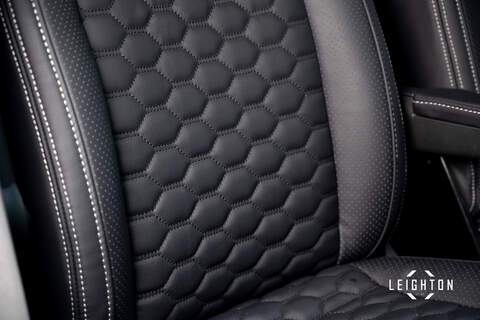 Volkswagen Transporter 2.0 T30 Diesel 150ps DSG Kombi Van SWB - U5245