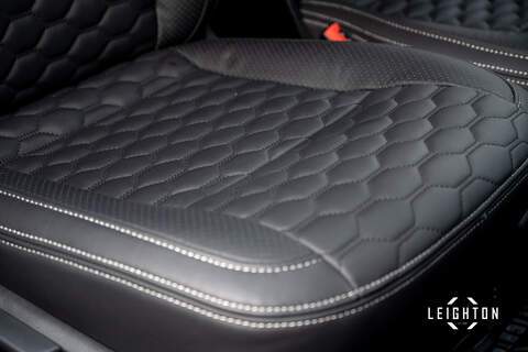 Volkswagen Transporter 2.0 T30 Diesel 150ps DSG Kombi Van SWB - U5245