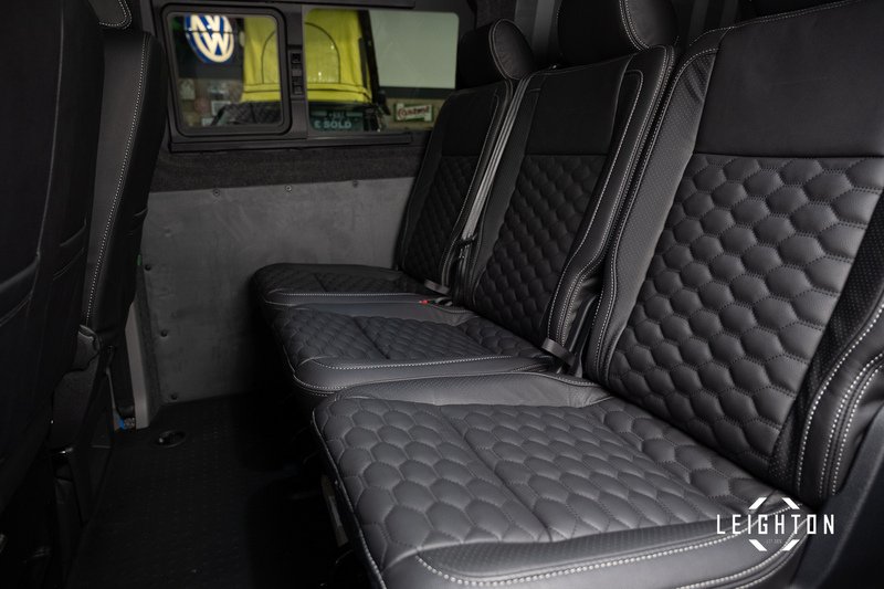 Volkswagen Transporter 2.0 T30 Diesel 150ps DSG Kombi Van SWB - U5245