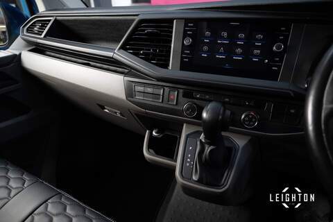 Volkswagen Transporter 2.0 T30 Diesel 150ps DSG Kombi Van SWB - U5245