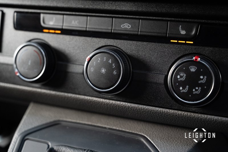 Volkswagen Transporter 2.0 T30 Diesel 150ps DSG Kombi Van SWB - U5245