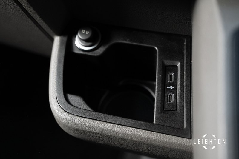 Volkswagen Transporter 2.0 T30 Diesel 150ps DSG Kombi Van SWB - U5245