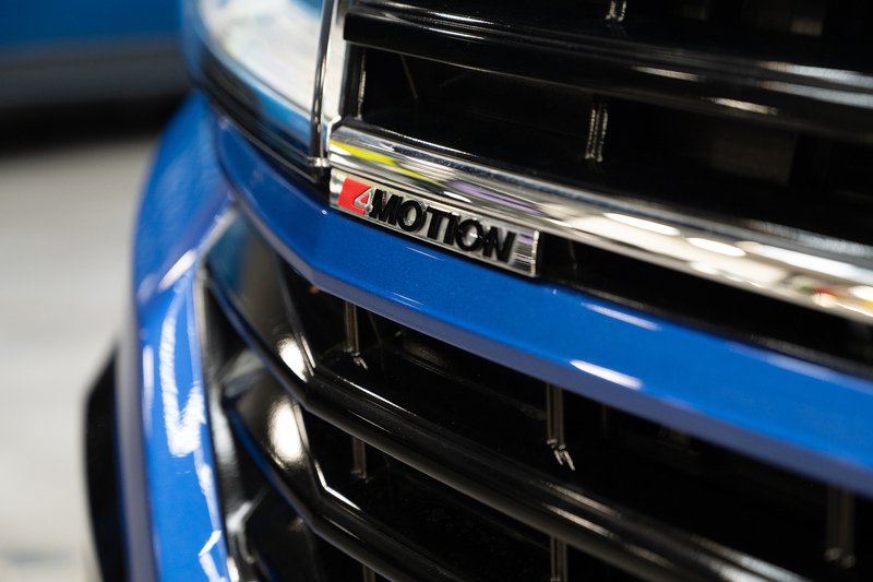 Volkswagen Transporter 2.0BiTDi T32 Diesel 204PS 4M DSG Kombi LWB - U5274