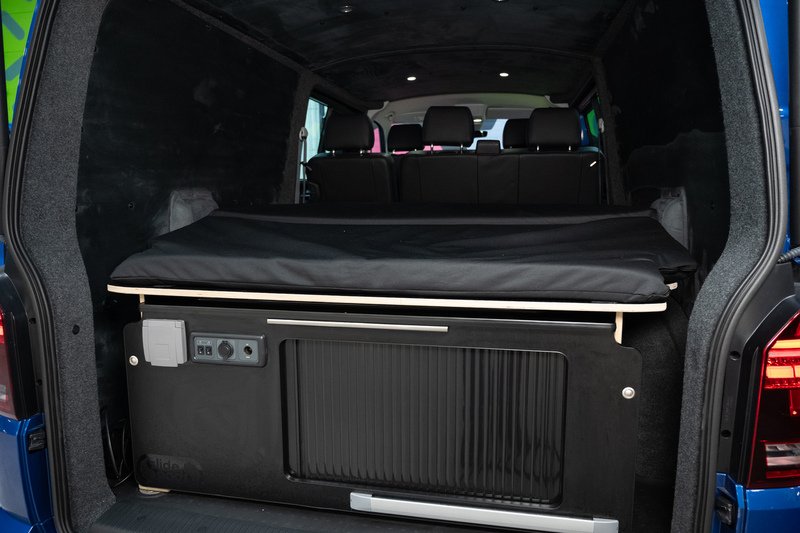 Volkswagen Transporter 2.0BiTDi T32 Diesel 204PS 4M DSG Kombi LWB - U5274