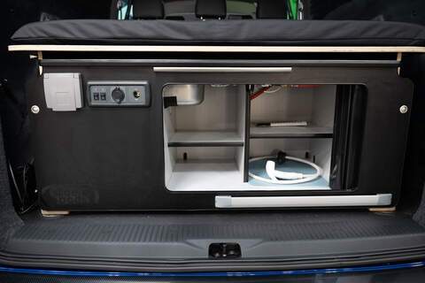 Volkswagen Transporter 2.0BiTDi T32 Diesel 204PS 4M DSG Kombi LWB - U5274