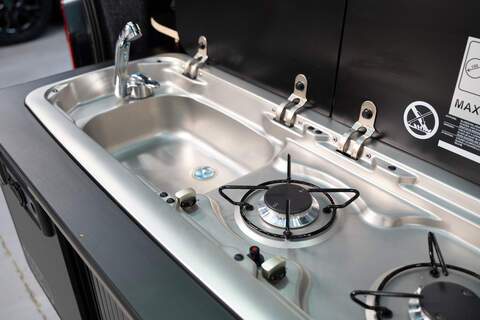 Volkswagen Transporter 2.0BiTDi T32 Diesel 204PS 4M DSG Kombi LWB - U5274