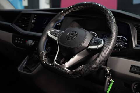 Volkswagen Transporter 2.0BiTDi T32 Diesel 204PS 4M DSG Kombi LWB - U5274