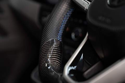 Volkswagen Transporter 2.0BiTDi T32 Diesel 204PS 4M DSG Kombi LWB - U5274