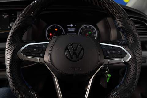 Volkswagen Transporter 2.0BiTDi T32 Diesel 204PS 4M DSG Kombi LWB - U5274