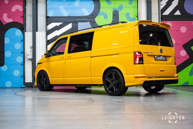 Volkswagen Transporter 2.0 T32 Diesel 150ps DSG Kombi Van LWB - U5283