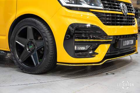 Volkswagen Transporter 2.0 T32 Diesel 150ps DSG Kombi Van LWB - U5283