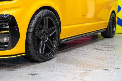 Volkswagen Transporter 2.0 T32 Diesel 150ps DSG Kombi Van LWB - U5283