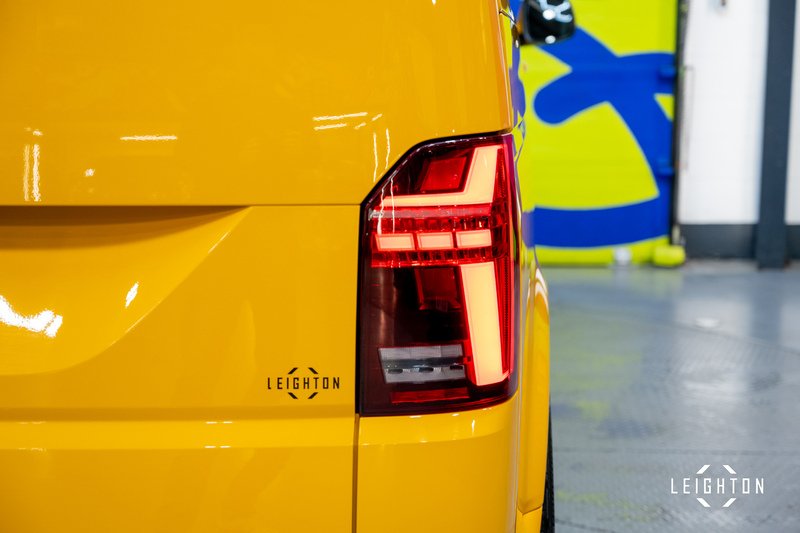 Volkswagen Transporter 2.0 T32 Diesel 150ps DSG Kombi Van LWB - U5283