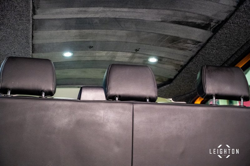 Volkswagen Transporter 2.0 T32 Diesel 150ps DSG Kombi Van LWB - U5283