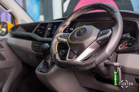 Volkswagen Transporter 2.0 T32 Diesel 150ps DSG Kombi Van LWB - U5283