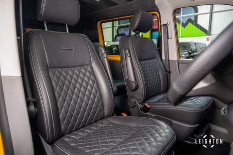 Volkswagen Transporter 2.0 T32 Diesel 150ps DSG Kombi Van LWB - U5283