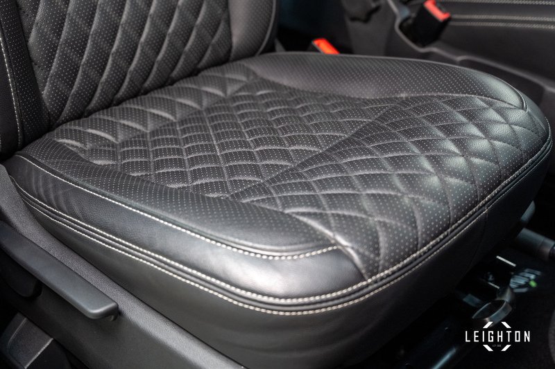 Volkswagen Transporter 2.0 T32 Diesel 150ps DSG Kombi Van LWB - U5283