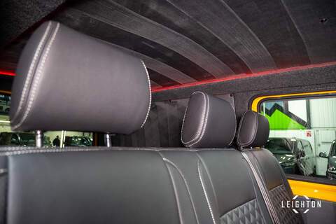 Volkswagen Transporter 2.0 T32 Diesel 150ps DSG Kombi Van LWB - U5283