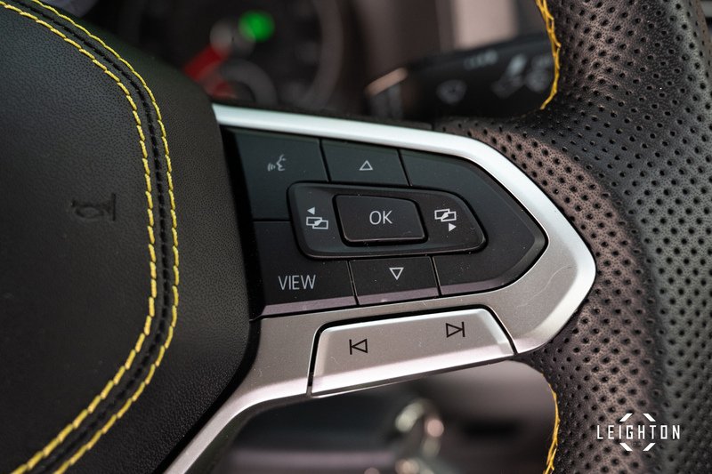 Volkswagen Transporter 2.0 T32 Diesel 150ps DSG Kombi Van LWB - U5283