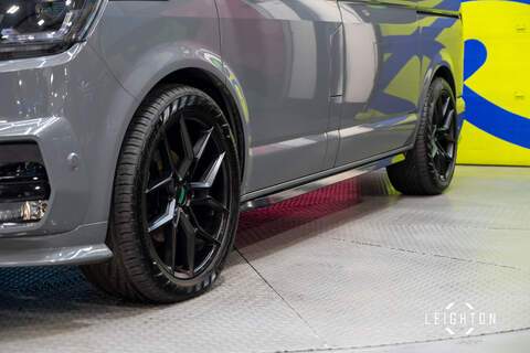 Volkswagen Transporter 2.0 TDI T30 Diesel 150ps DSG Kombi SWB - U5317