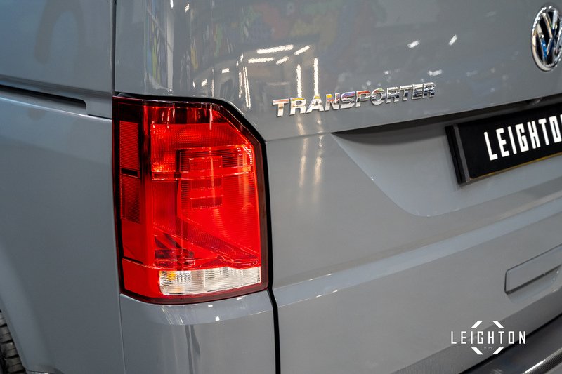 Volkswagen Transporter 2.0 TDI T30 Diesel 150ps DSG Kombi SWB - U5317