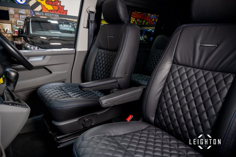 Volkswagen Transporter 2.0 TDI T30 Diesel 150ps DSG Kombi SWB - U5317