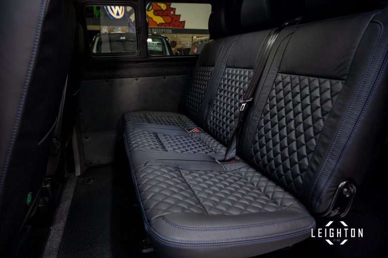 Volkswagen Transporter 2.0 TDI T30 Diesel 150ps DSG Kombi SWB - U5317