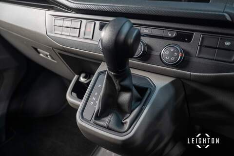 Volkswagen Transporter 2.0 TDI T30 Diesel 150ps DSG Kombi SWB - U5317