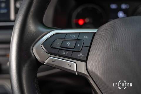 Volkswagen Transporter 2.0 TDI T30 Diesel 150ps DSG Kombi SWB - U5317