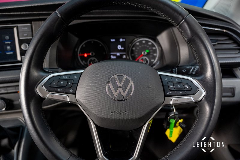 Volkswagen Transporter 2.0 TDI T30 Diesel 150ps DSG Kombi SWB - U5317